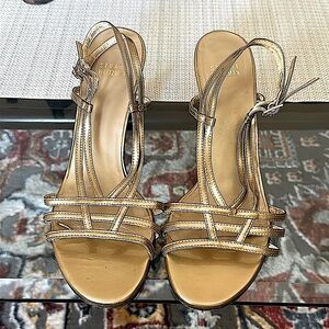 Stuart Weitzman Gold Patent Leather Strappy Sandals Size 39